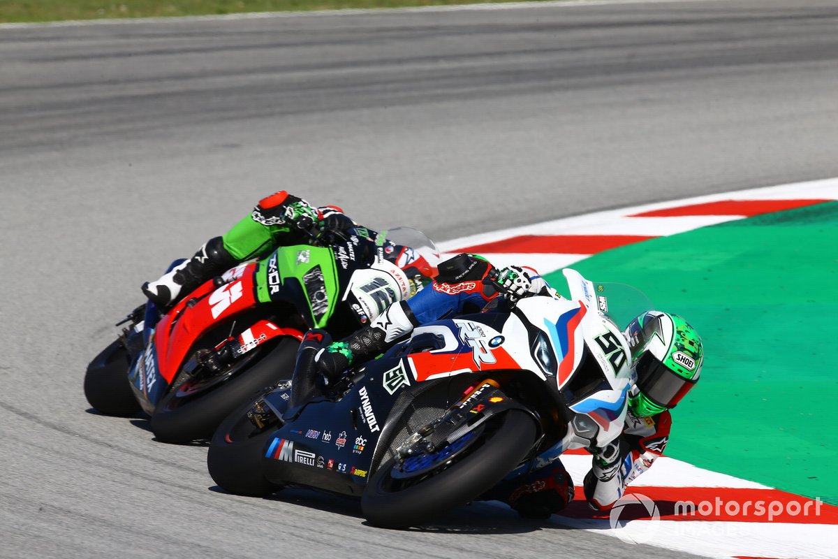 Eugene Laverty, BMW Motorrad WorldSBK Team, Xavi Fores, Kawasaki Puccetti Racing