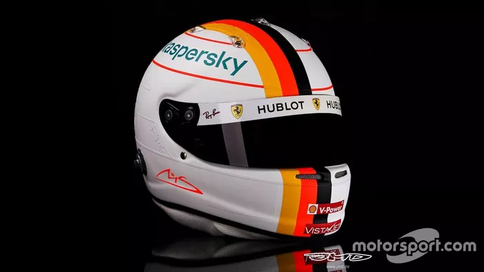 Capacete de Sebastian Vettel em homenagem a Michael Schumacher no GP de Eifel de F1