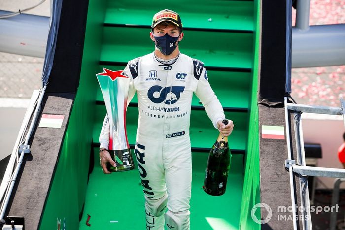 Podio: ganador Pierre Gasly, AlphaTauri