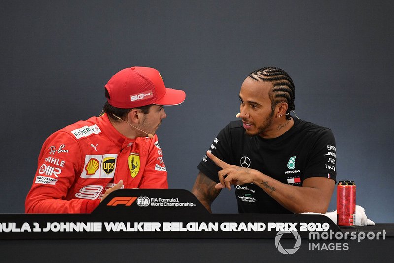 Обладатель поула Шарль Леклер, Ferrari, третье место – Льюис Хэмилтон, Mercedes AMG F1