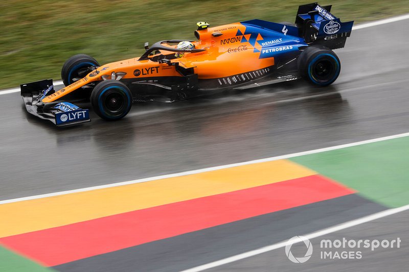 McLaren pregunta a Norris cómo está la pista camino a la parrilla
