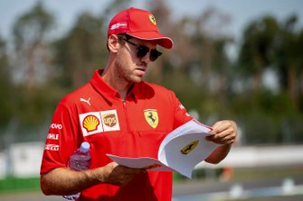 Sebastian Vettel, Ferrari pist yürüyüşü