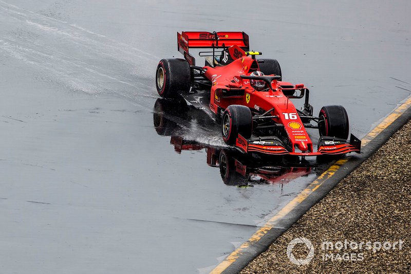 Charles Leclerc, Ferrari SF90, crashes out of the race