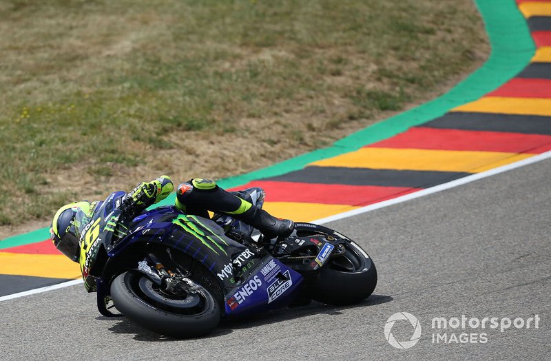 Accidente de Valentino Rossi, Yamaha Factory Racing