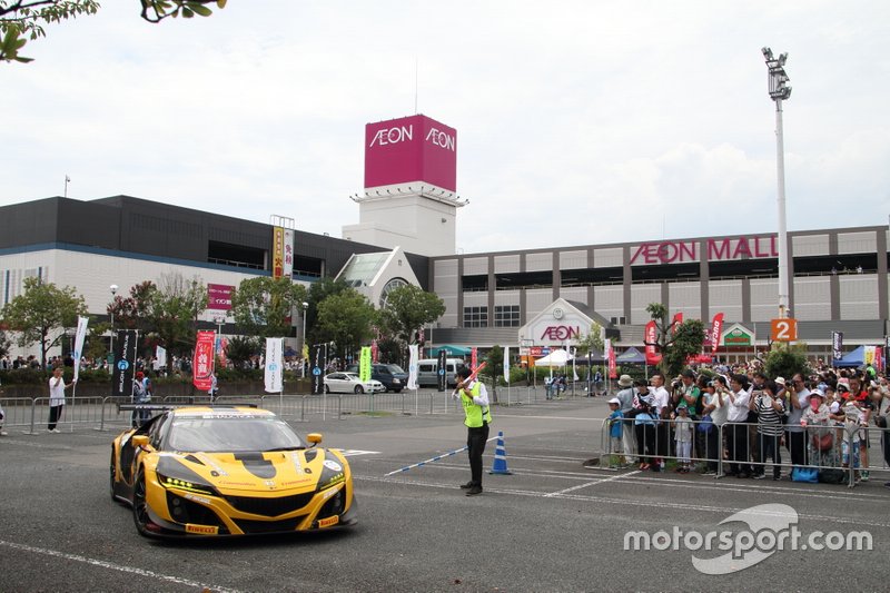 鈴鹿モータースポーツフェスティバル レーシングカーパレード