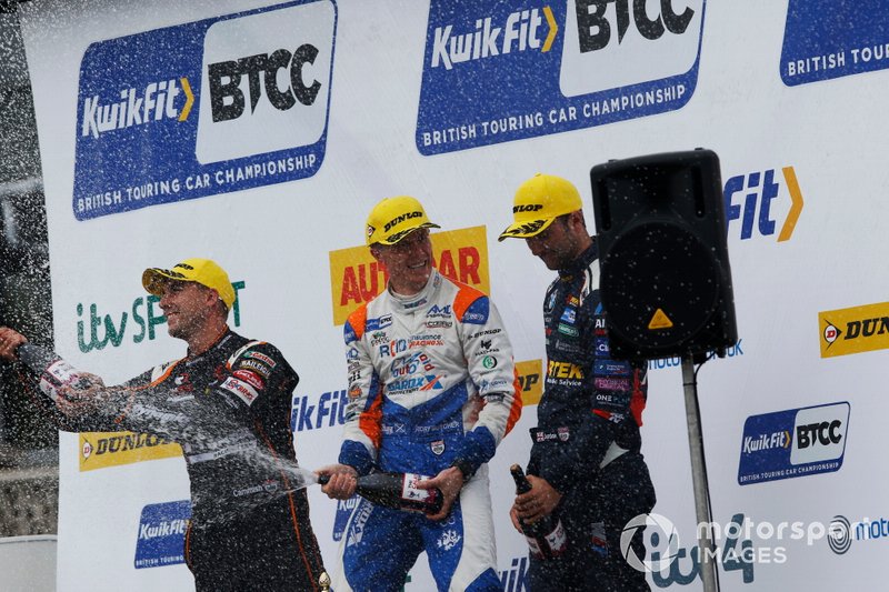 Podium, Dan Cammish, Team Dynamics Honda Civic, Rory Butcher, AmD Tuning Honda Civic and Andrew Jordan, WSR BMW