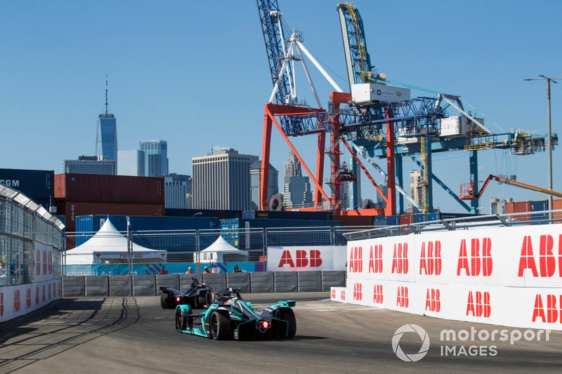 Sébastien Buemi, Nissan e.Dams, Nissan IMO1, Alex Lynn, Panasonic Jaguar Racing, Jaguar I-Type 3