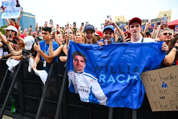 Carlos Sainz, Williams