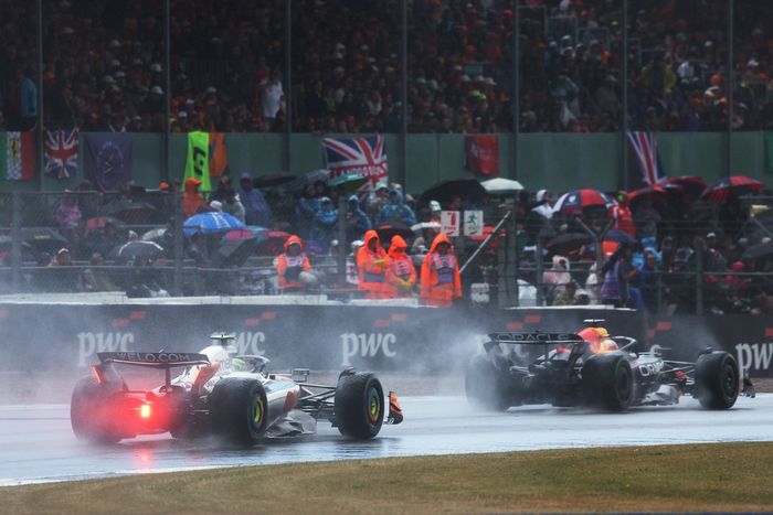 Lando Norris, McLaren, Max Verstappen, Red Bull Racing