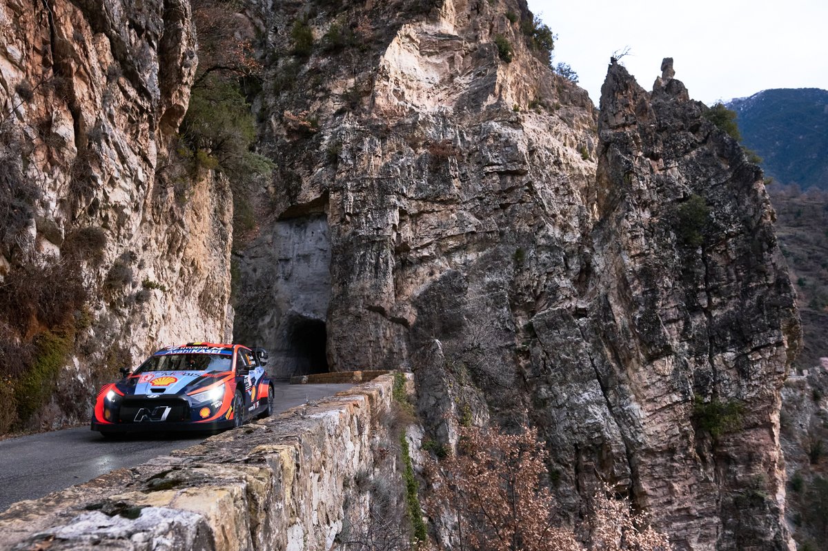 Thierry Neuville, Martijn Wydaeghe, Hyundai World Rally Team Hyundai i20 N Rally1