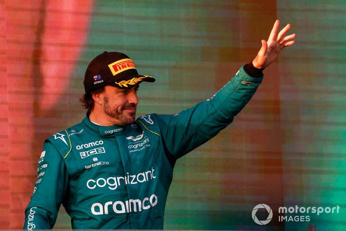 Podio: tercer lugar: Fernando Alonso, Aston Martin F1 Team