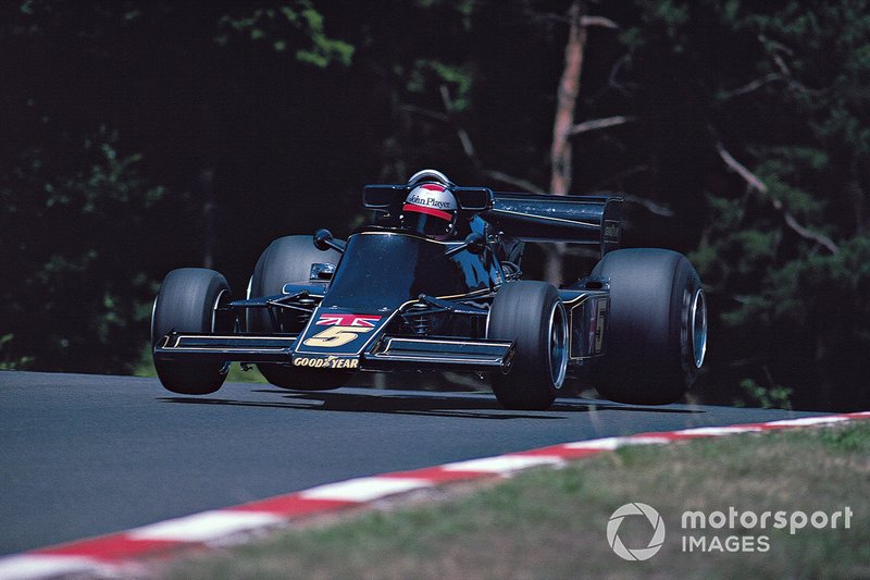 Mario Andretti, Lotus 77 Ford