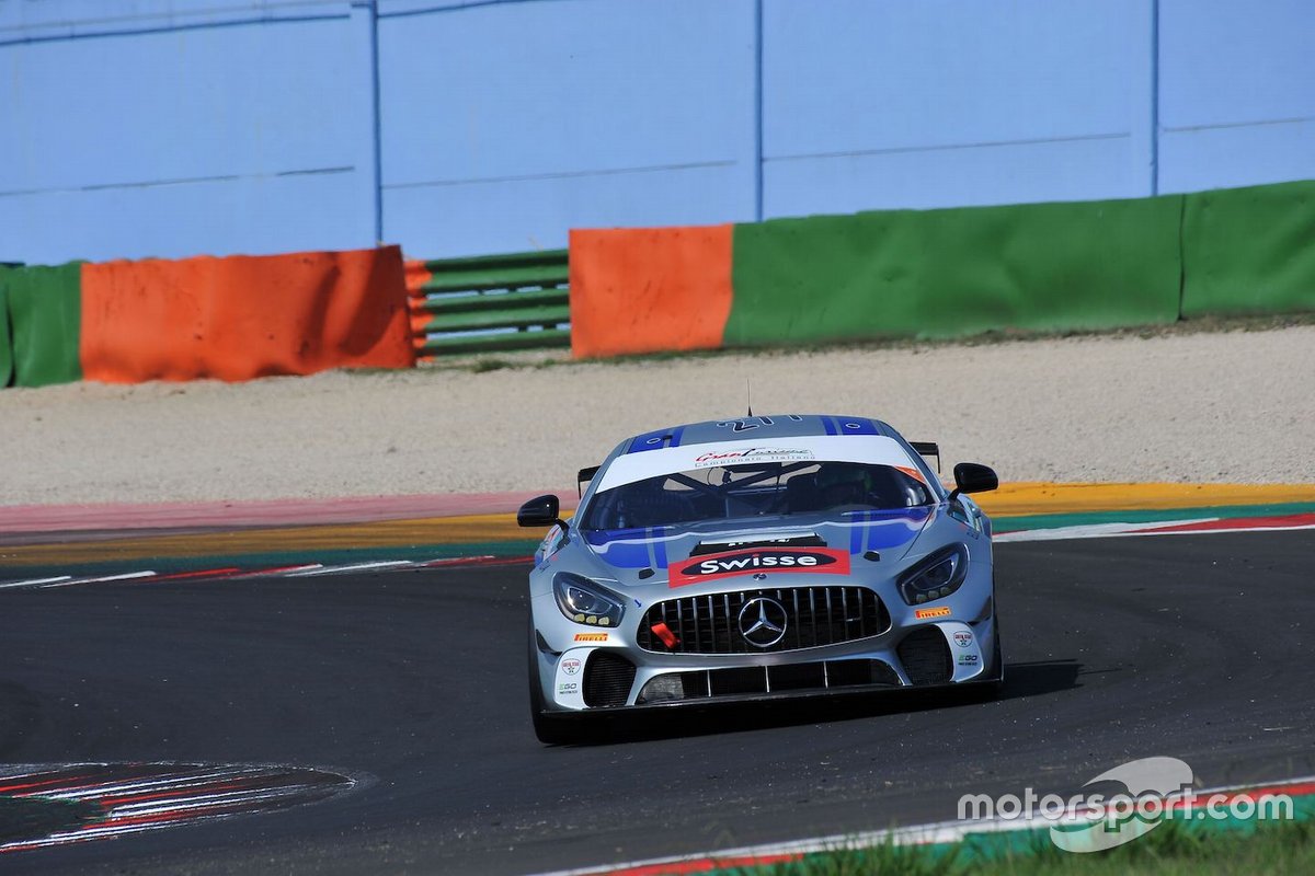 Luca Magnoni, Nova Race Events, MERCEDES AMG GT4