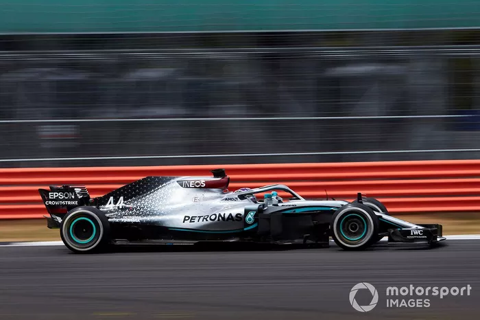Lewis Hamilton, Mercedes W09 
