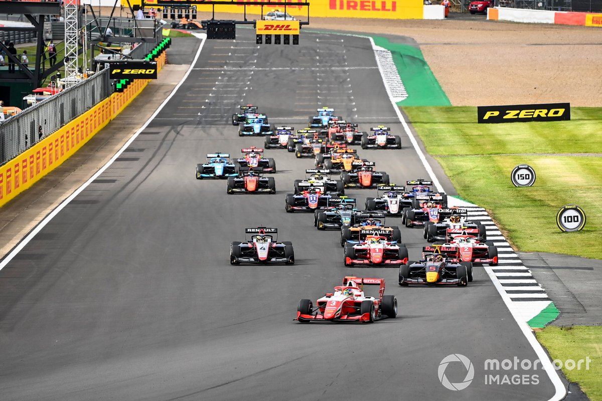 Liam Lawson, Hitech Grand Prix, Logan Sargeant, Prema Racing e Oscar Piastri, Prema Racing alla partenza