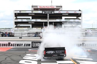 Race winner Brandon Jones, Kyle Busch Motorsports, Toyota Tundra DuPont Air Filtration