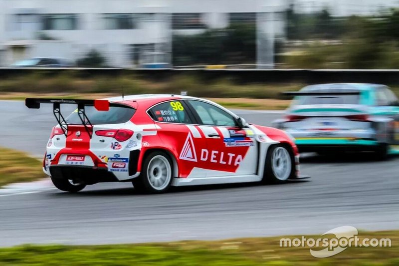 Ma Qing Hua, Freely Racing, Alfa Romeo Giulietta TCR
