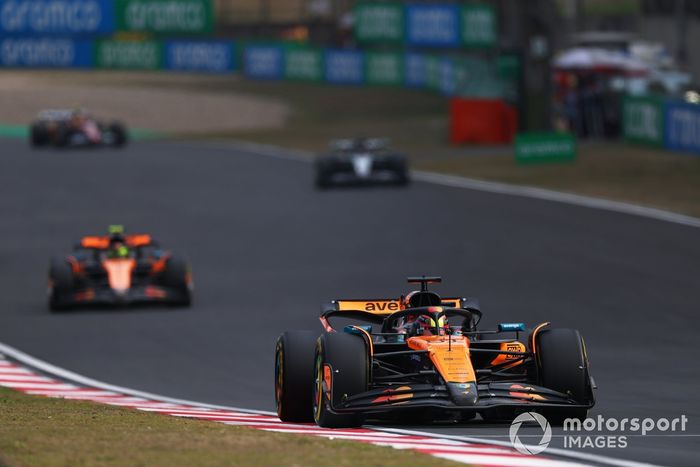 Lando Norris, McLaren, Oscar Piastri