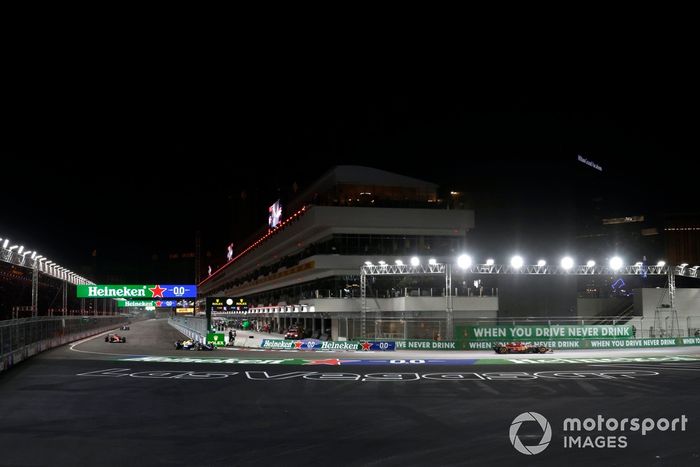 Charles Leclerc, Ferrari SF-24, Franco Colapinto, Williams FW46, Carlos Sainz, Ferrari SF-24 