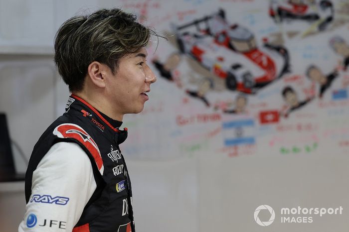 #7 Toyota Gazoo Racing Toyota GR010 - Híbrido: Kamui Kobayashi