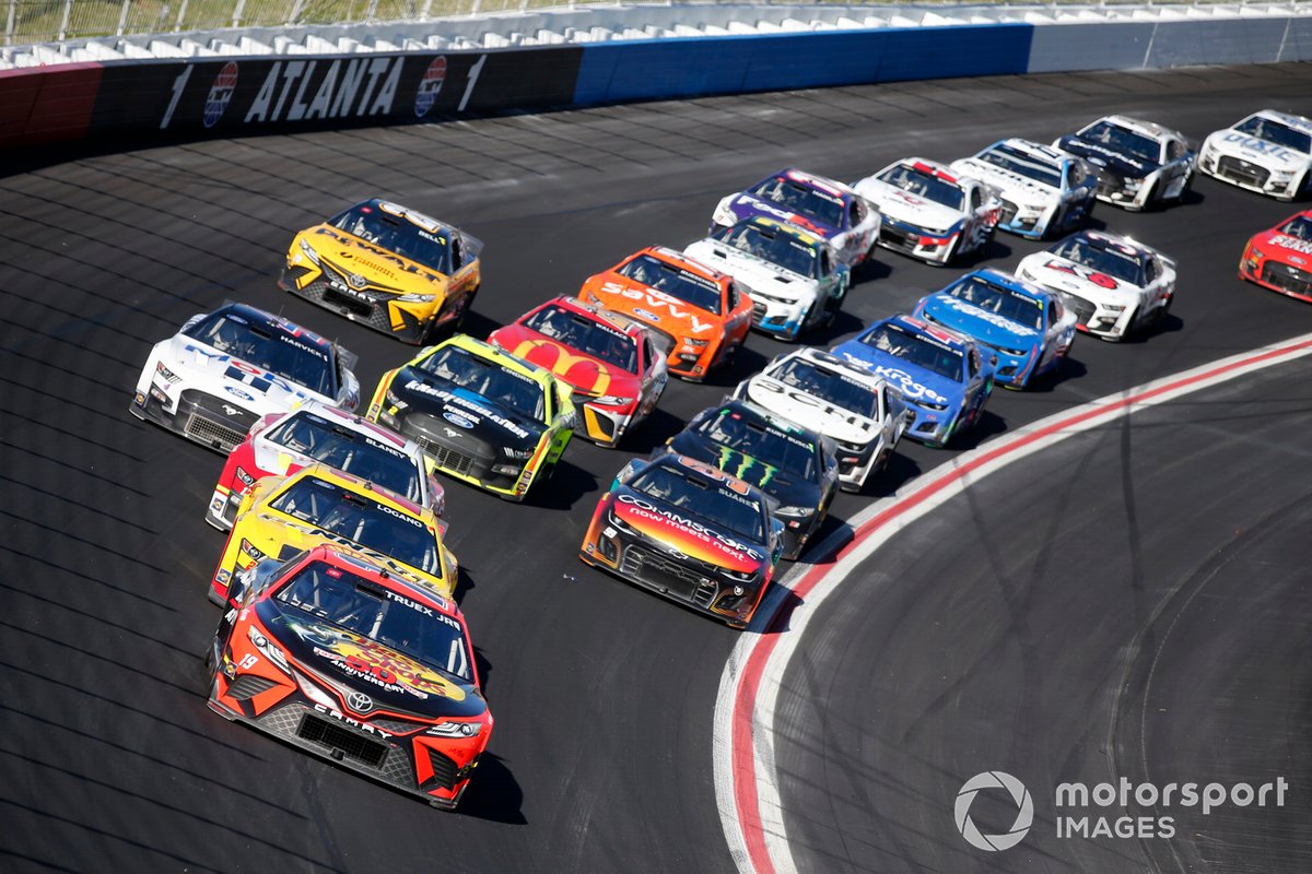 #9: Atlanta Motor Speedway (1,54 Meilen) - 187,735 mph