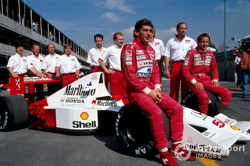 Honda festeggia le vittorie dei 50 GP,  Ayrton Senna e Gerhard Berger, McLaren MP5/B, al GP del Messico del 1990