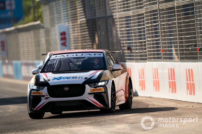 Zhang Yaqi, Jaguar China Racing