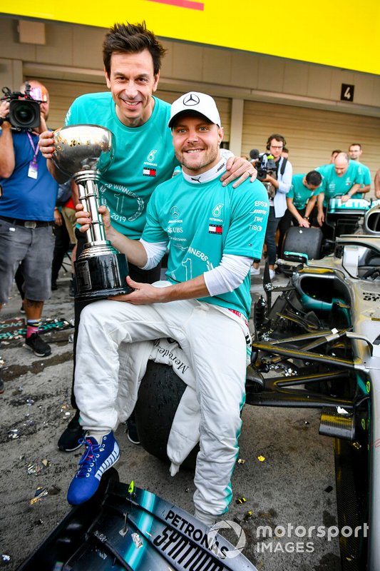 Valtteri Bottas, Mercedes AMG F1, Toto Wolff, Mercedes AMG