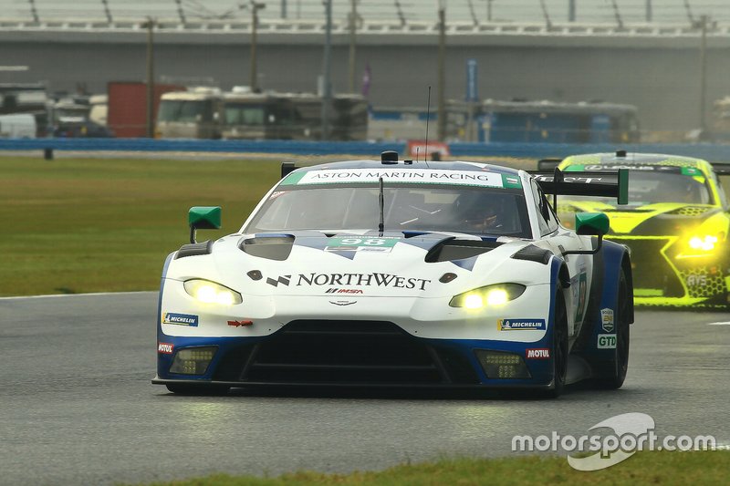 #98 Aston Martin Racing, Aston Martin Vantage GT3, GTD: Paul Dalla Lana, Pedro Lamy, Ross Gunn, Mat Lauda