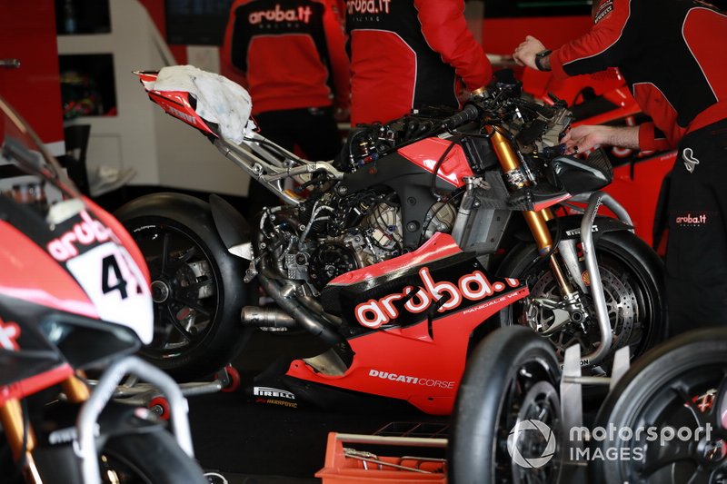 La moto de Chaz Davies, ARUBA.IT Racing Ducati