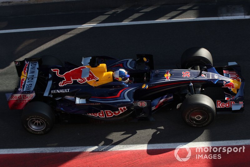 Sebastien Loeb, Campeón del Mundo de Rallyes, prueba para Red Bull Racing