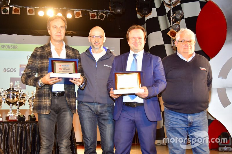 Premiazioni degli sponsor Genart e Ceva supporter dei Trofei Suzuki