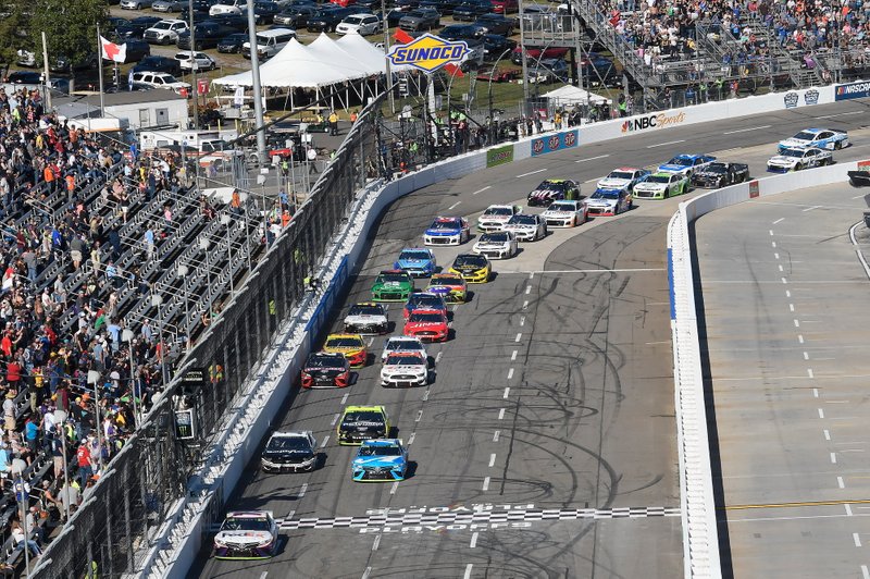 Denny Hamlin, Joe Gibbs Racing, Toyota Camry FedEx Freight, Martin Truex Jr., Joe Gibbs Racing, Toyota Camry Auto Owners Insurance