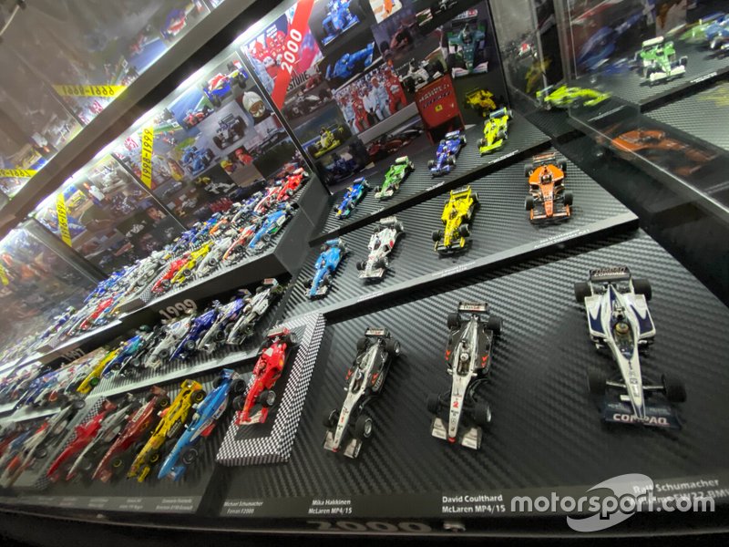 Colección de coches miniatura de F1