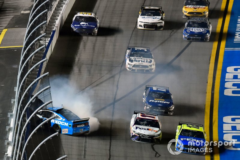 El accidente de Ryan Newman, Roush Fenway Racing, Ford Mustang Koch Industries