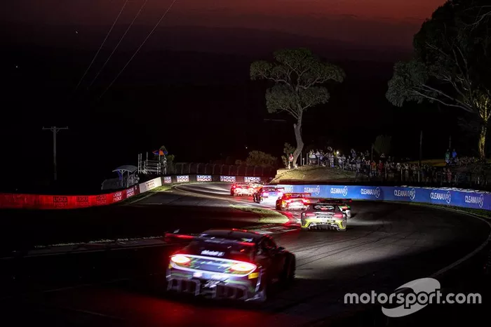 #888 Mercedes-AMG Team Triple Eight Race Engineering Mercedes AMG GT3: Shane Van Gisbergen, Jamie Whincup, Maximilian Götz