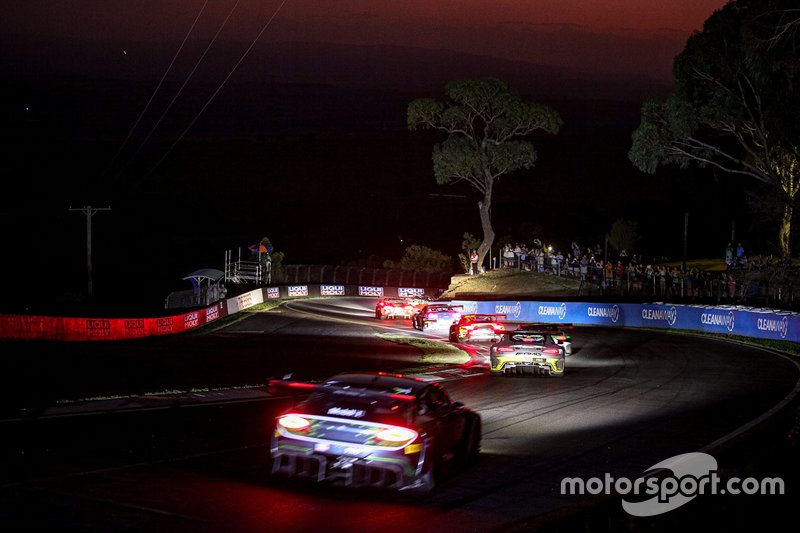 #888 Mercedes-AMG Team Triple Eight Race Engineering Mercedes AMG GT3: Shane Van Gisbergen, Jamie Whincup, Maximilian Götz