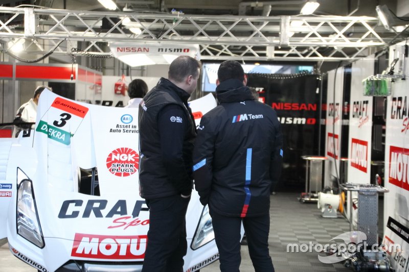 #3 CRAFTSPORTS MOTUL GT-R