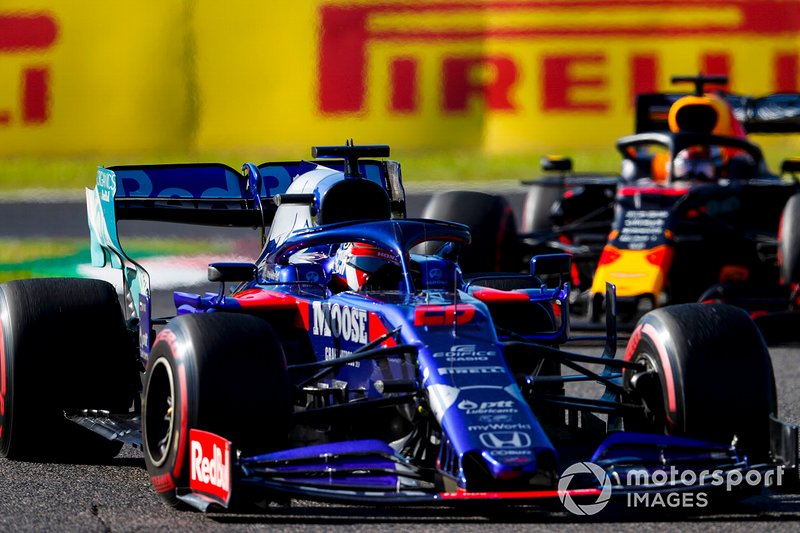 Даниил Квят, Scuderia Toro Rosso STR14, и Макс Ферстаппен, Red Bull Racing RB15