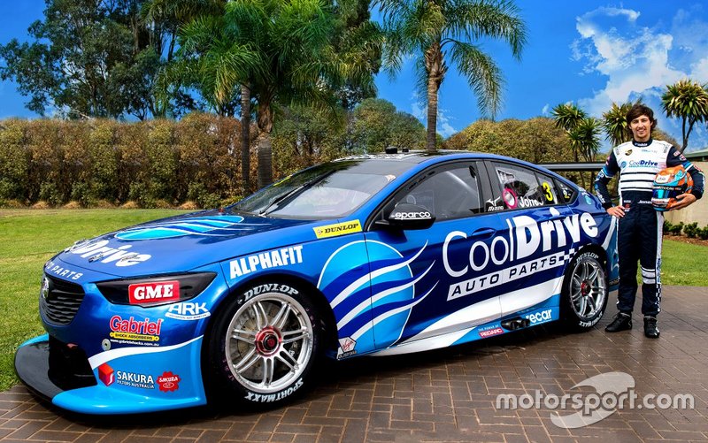 Макоули Джонс, Brad Jones Racing, Holden Commodore ZB