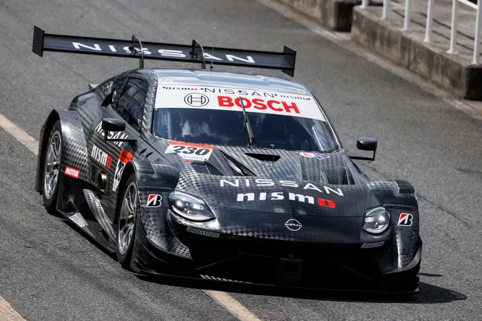 #230 Nissan Z