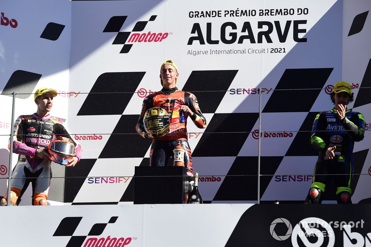 Podio: Pedro Acosta, Red Bull KTM Ajo, Andrea Migno, Rivacold Snipers Team, Niccolo Antonelli, Reale Avintia Moto3
