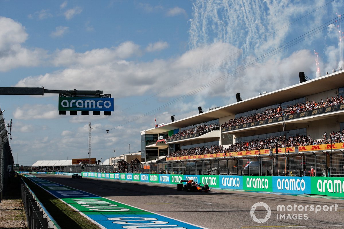 Max Verstappen, Red Bull Racing RB16B, 1ª posición