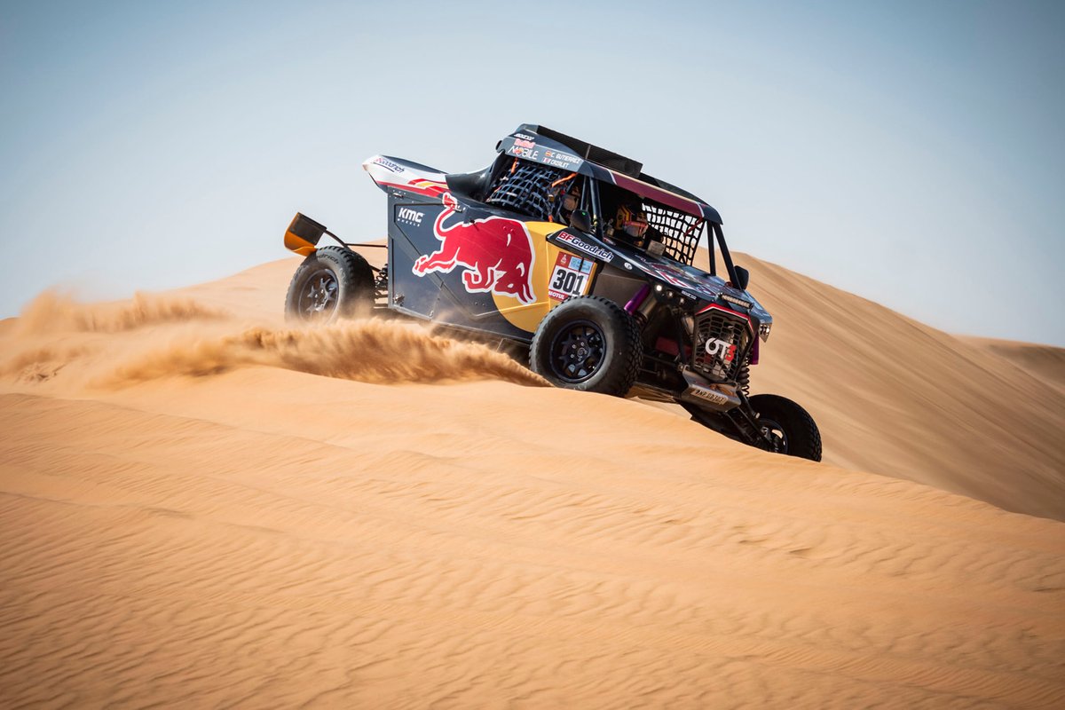 #301 Red Bull Off-Road Team USA: Cristina Gutierrez, Francois Cazalet