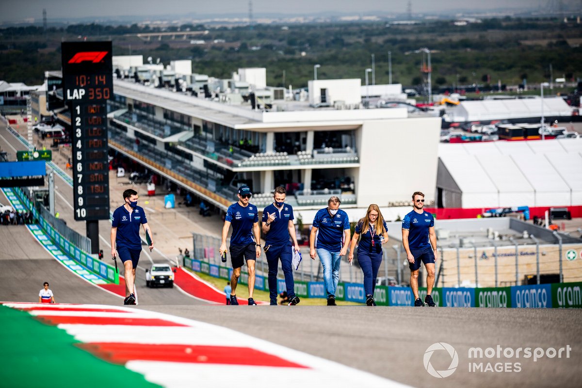 Nicholas Latifi, Williams, recorre la pista