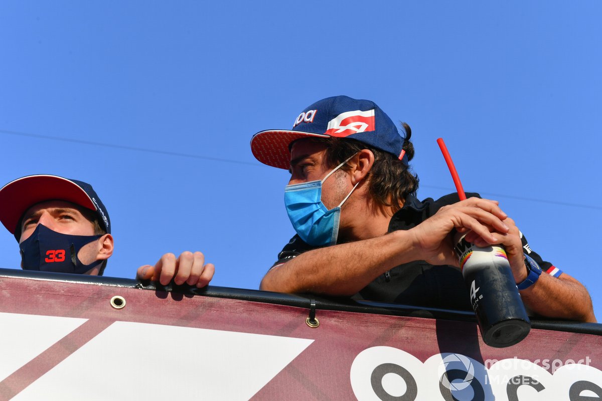 Max Verstappen, Red Bull Racing con Fernando Alonso, Alpine