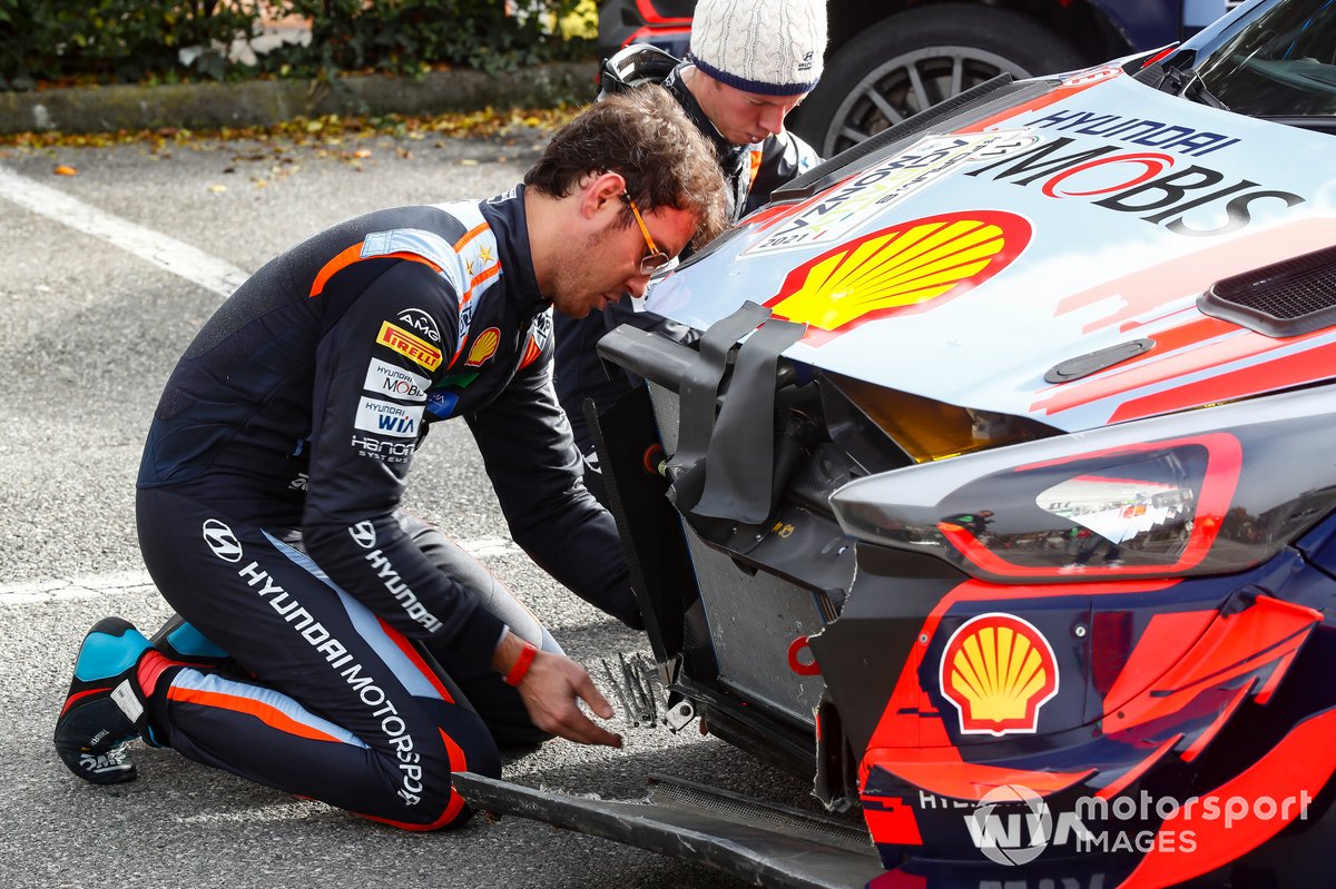 Thierry Neuville, Martijn Wydaeghe, Hyundai Motorsport Hyundai i20 Coupe WRC