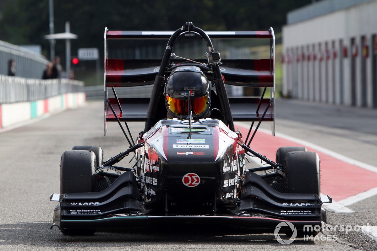 Formula SAE 2021, azione in pista