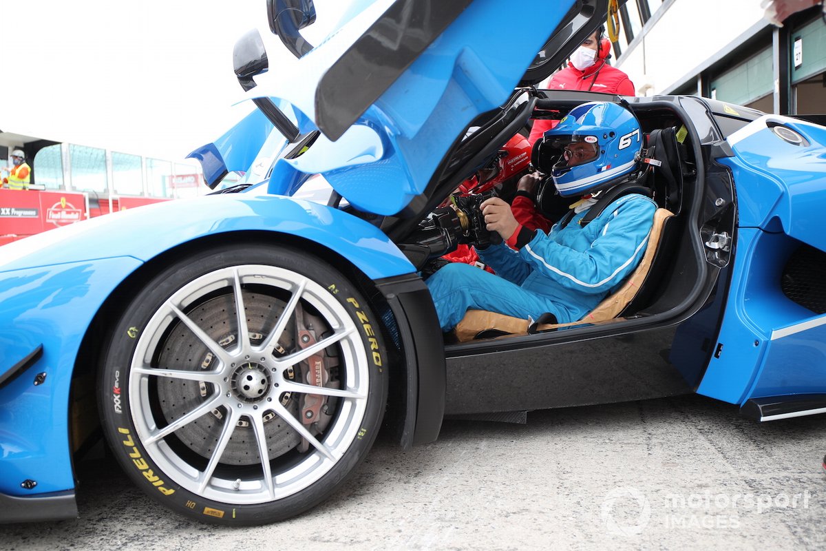 FXX Program