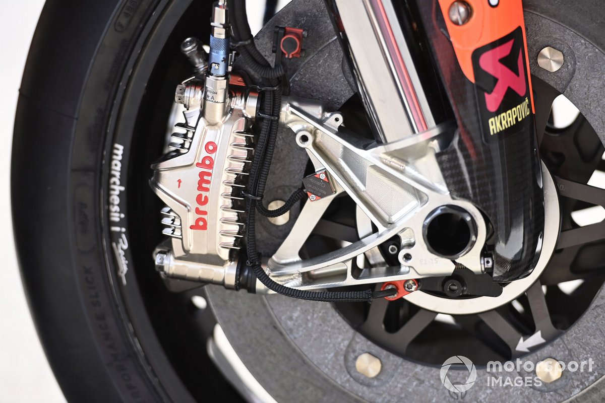 Detalle de la moto Red Bull KTM Tech 3